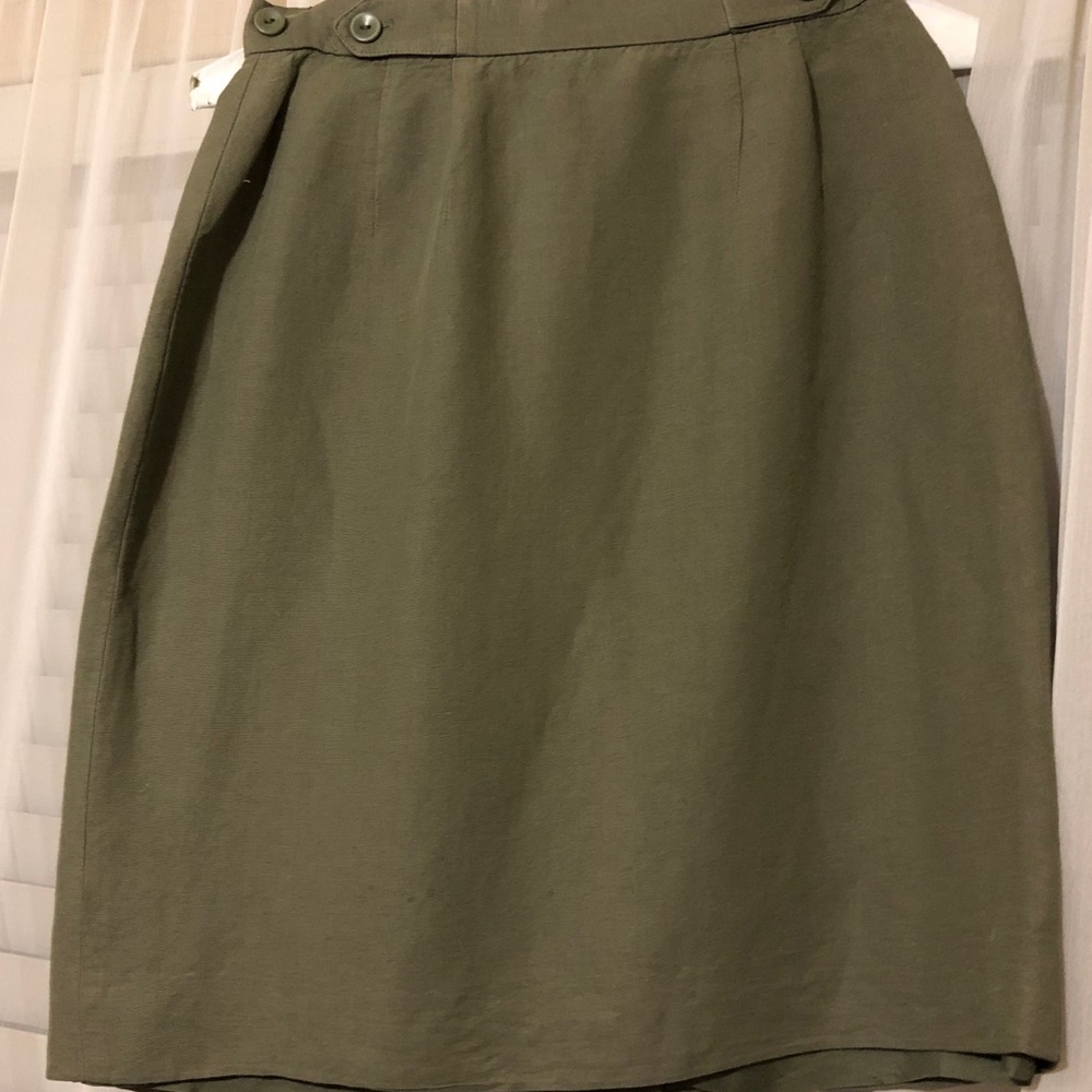 Straight skirt